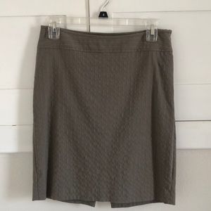 Neutral striped stretch skirt